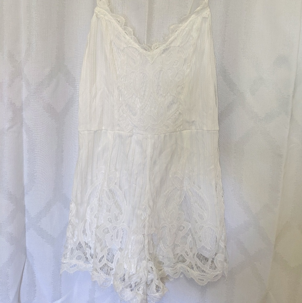 Lace romper